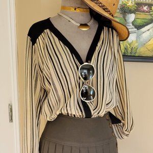 Bar III blouse black and cream with long sleeve cutout in back